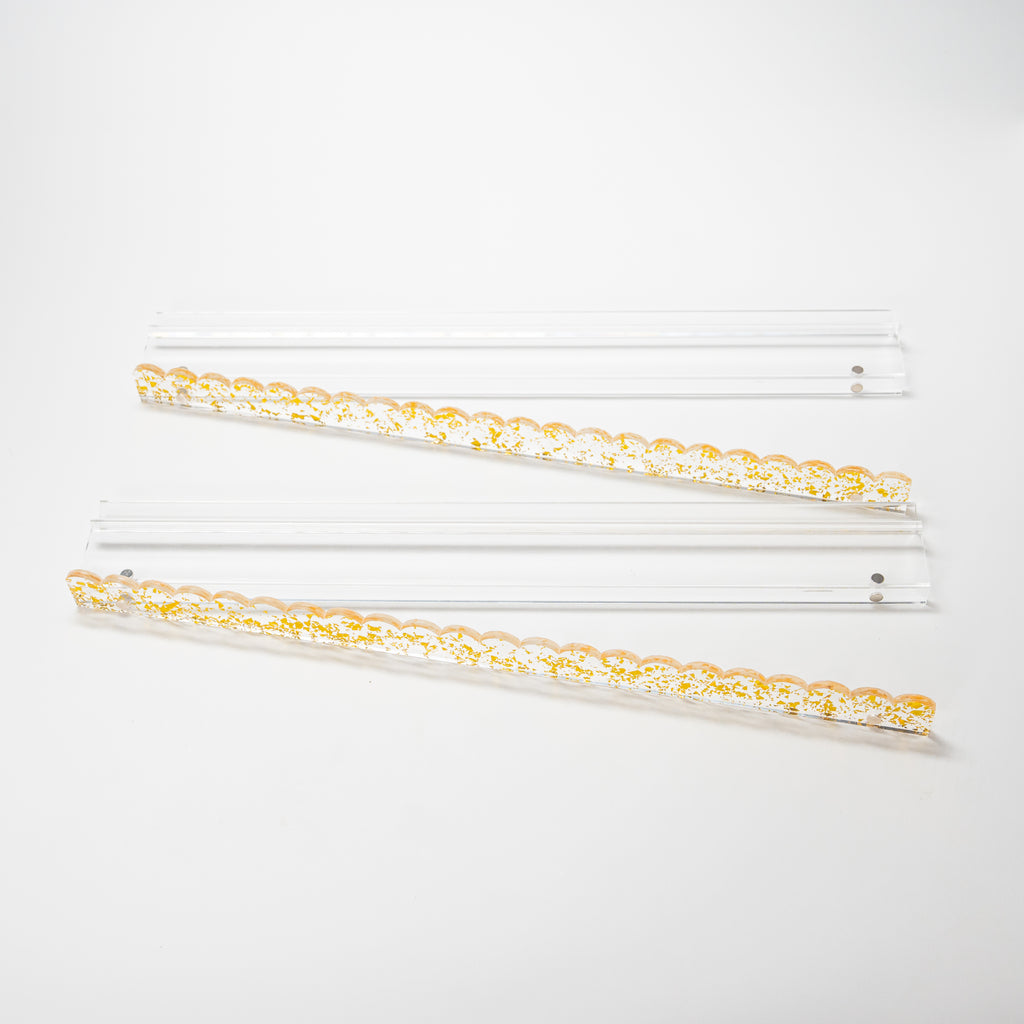 Mahjong Premium Acrylic Racks set - 4 Clear Racks & 4 Magnetic Gilded Glitter Pushers (6 mm Thick) with a Complimentary Velvet Racks Bag Included
