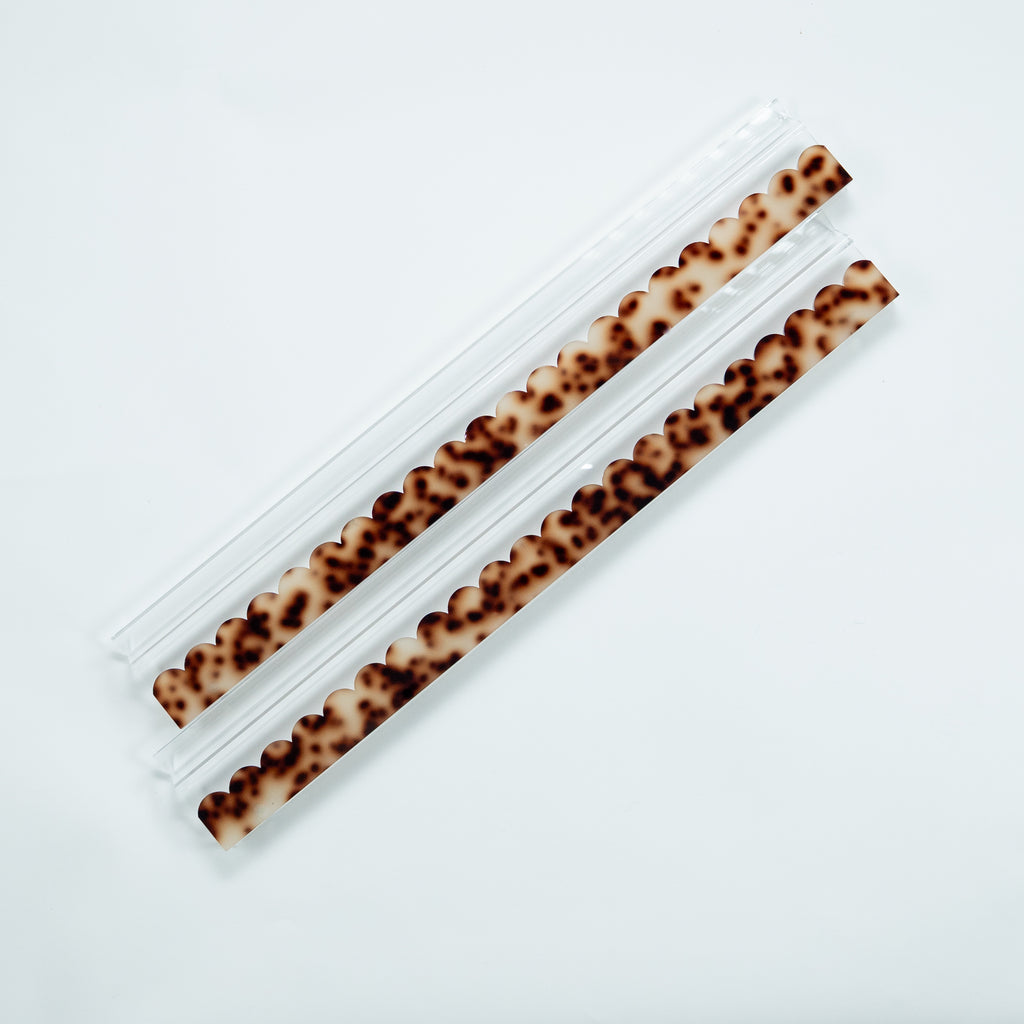 Mahjong Premium Acrylic Racks Set — Clear Racks with Light Brown Tortoiseshell Pushers