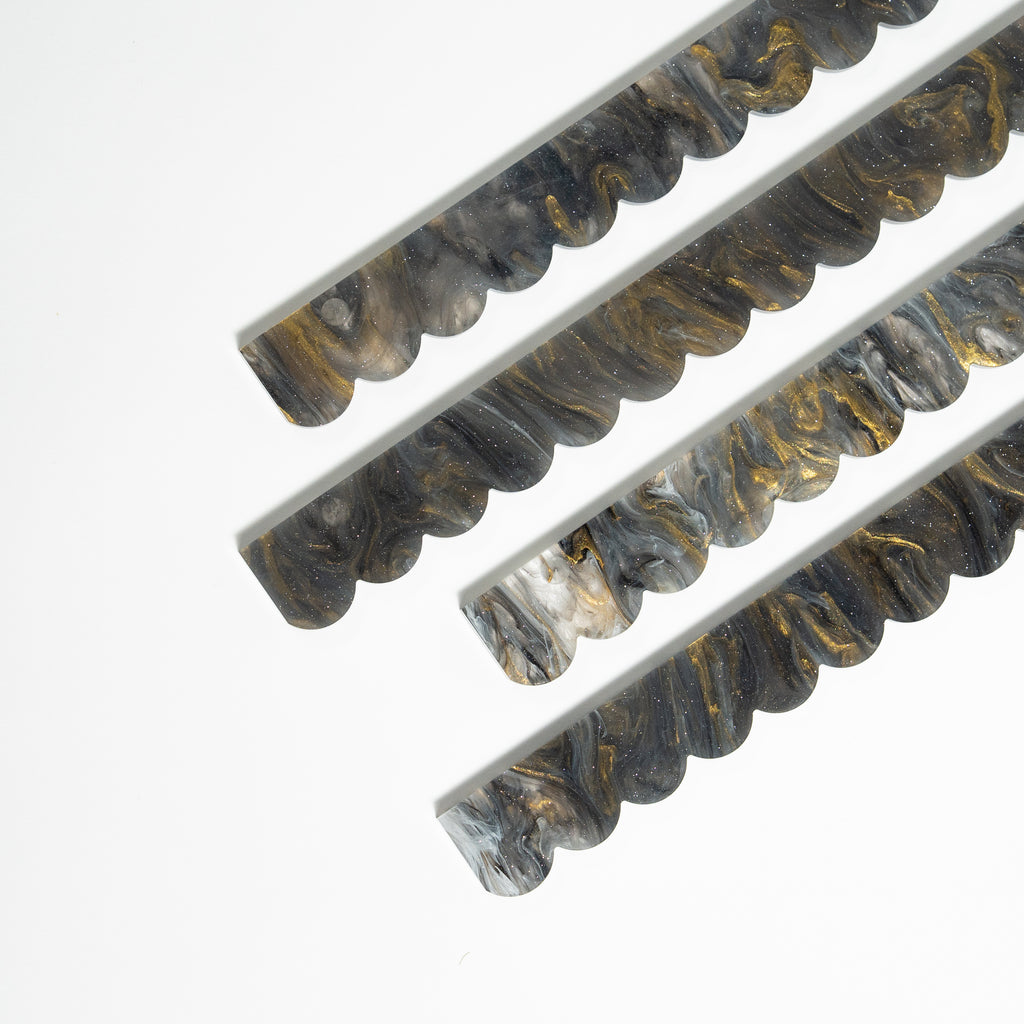 Mahjong Premium Acrylic Racks Set — Clear Racks with Obsidian Marble Scalloped Pushers