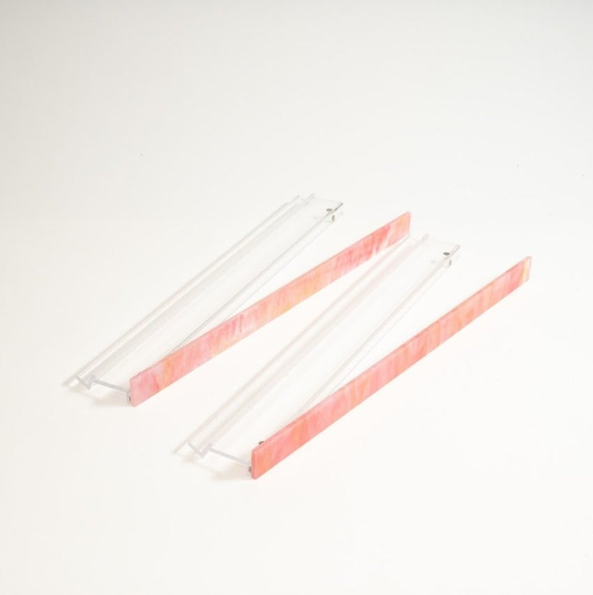 Mahjong Premium Acrylic Racks Set — Clear Racks with Marble Pink Straight Pushers (6mm)